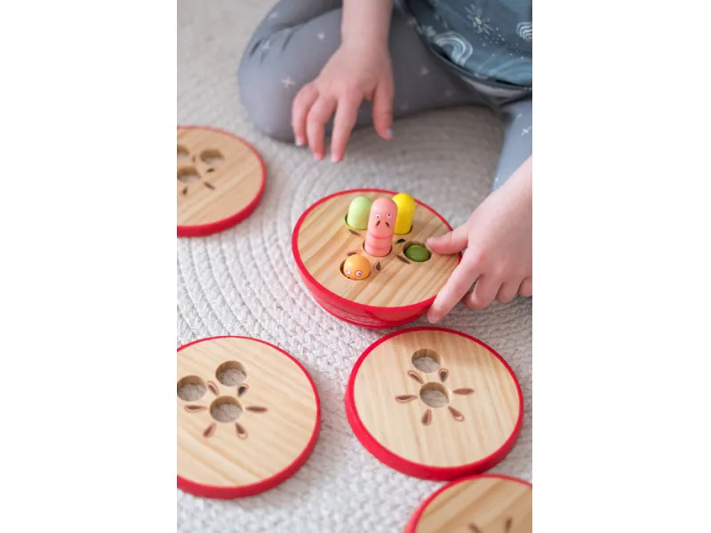Learning Game Logisteck Apple