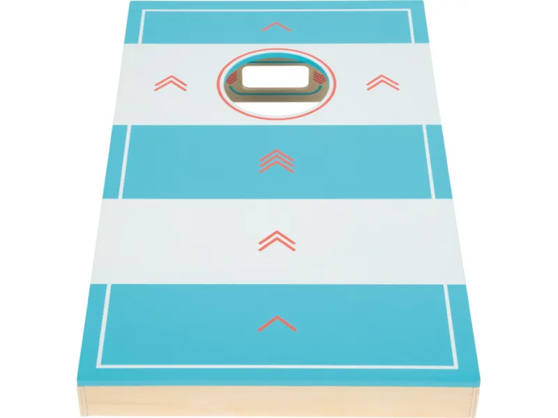 Cornhole and Sling Puck Game "Active“