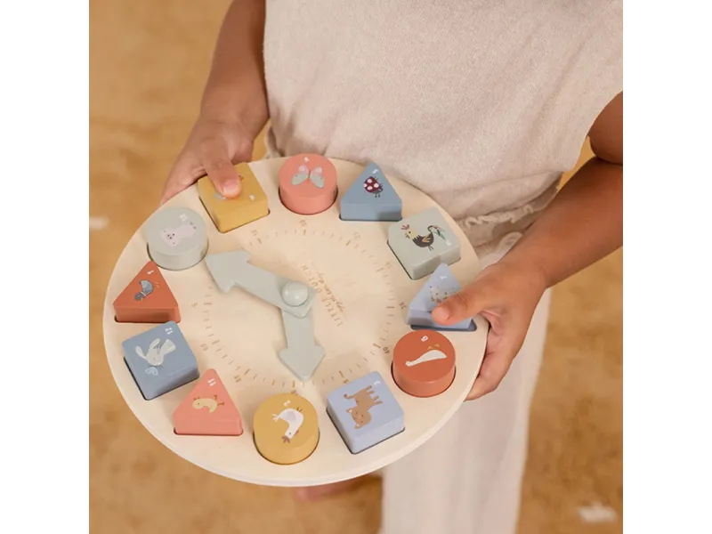 Little Dutch Puzzle Clock